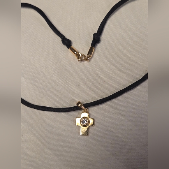 18K Gold and Diamond Cross Pendant Leather Necklace